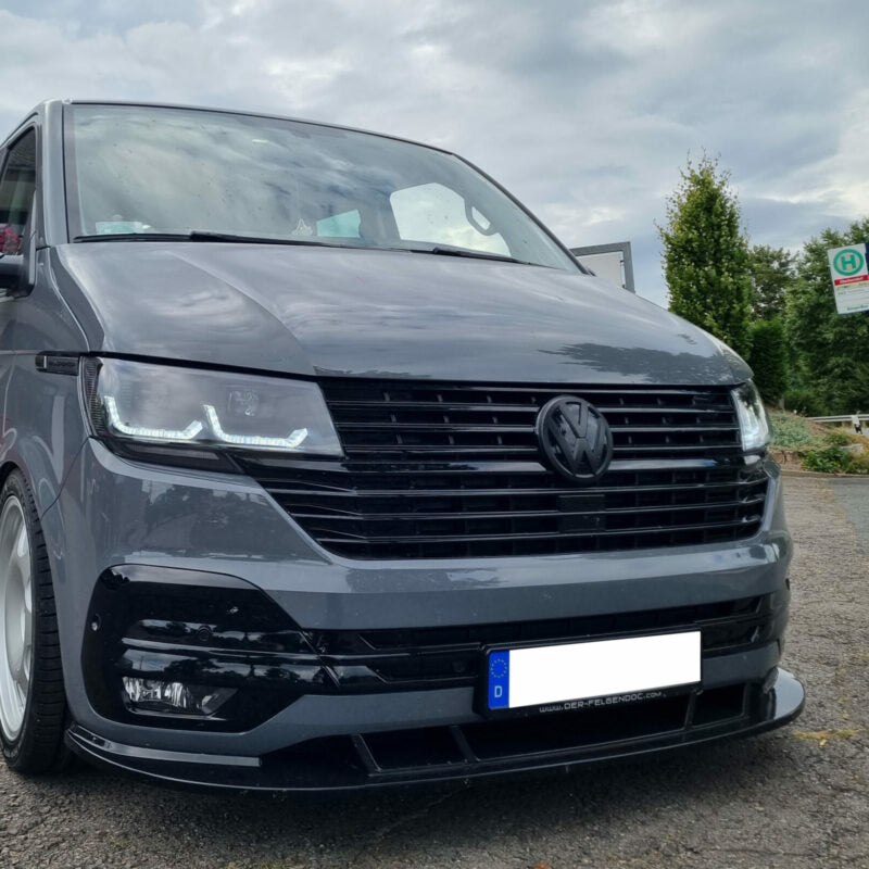 Undre grill för VW T6.1 (19-) blank svart