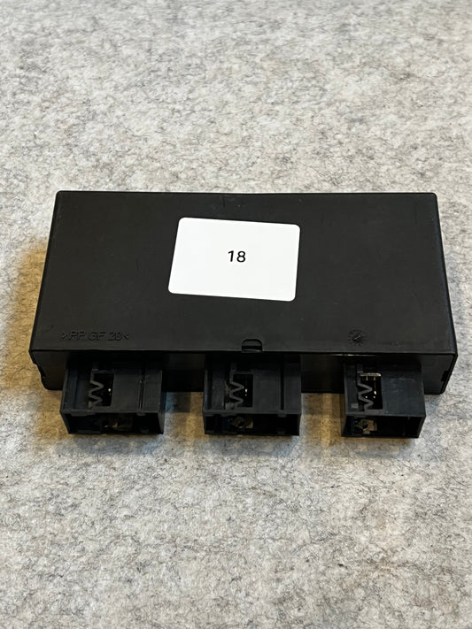 PDC (Parkeringshjälp Styrenhet) 66219176682