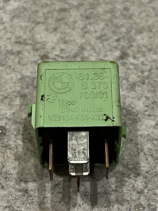 RG003 Relä (White green) BMW Art:6136837370001