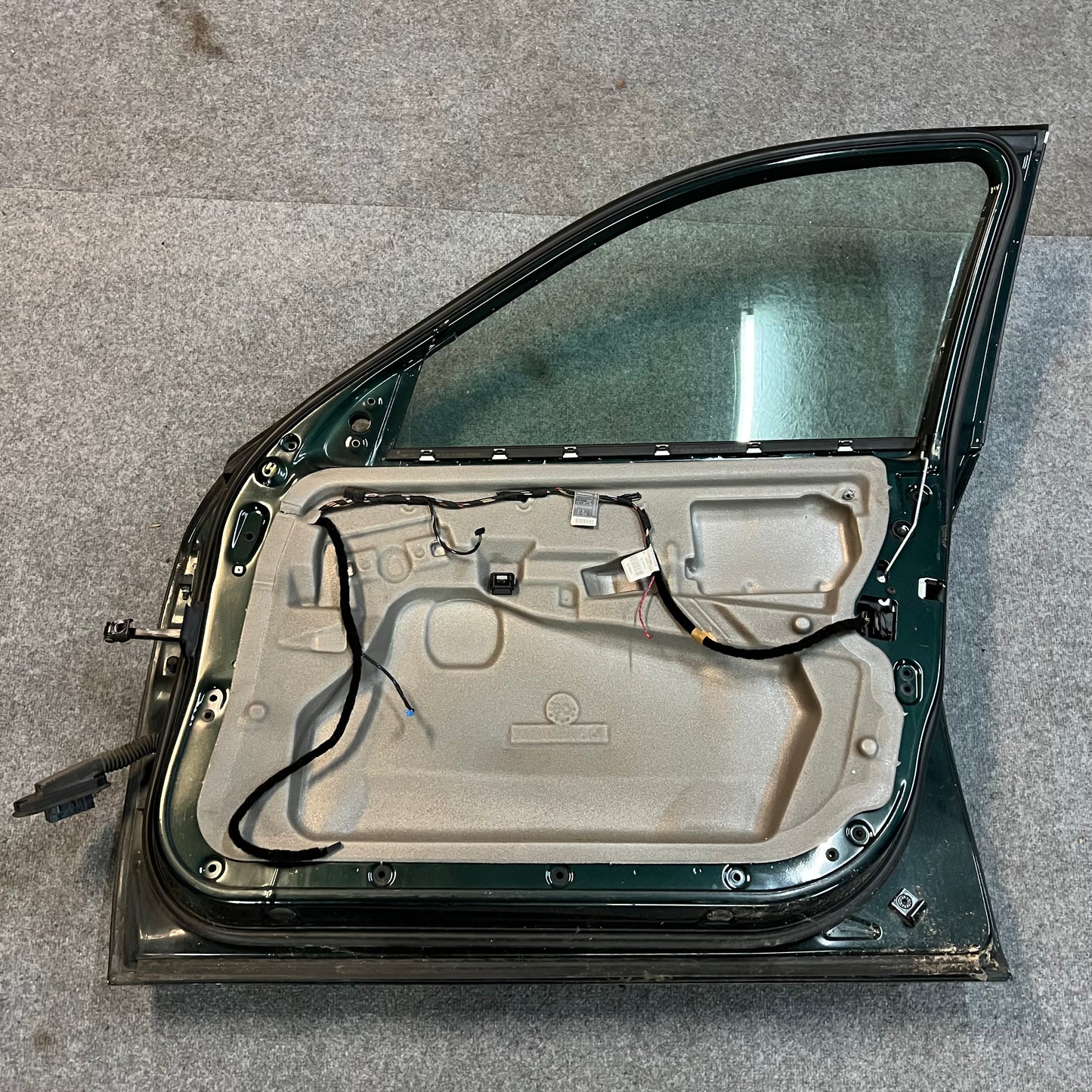 D0145 Dörr Höger Fram E60/E61 Färg: A43