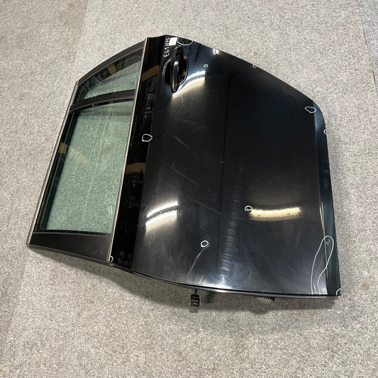 D0182 Dörr Vänster Bak E61 Färg: 475