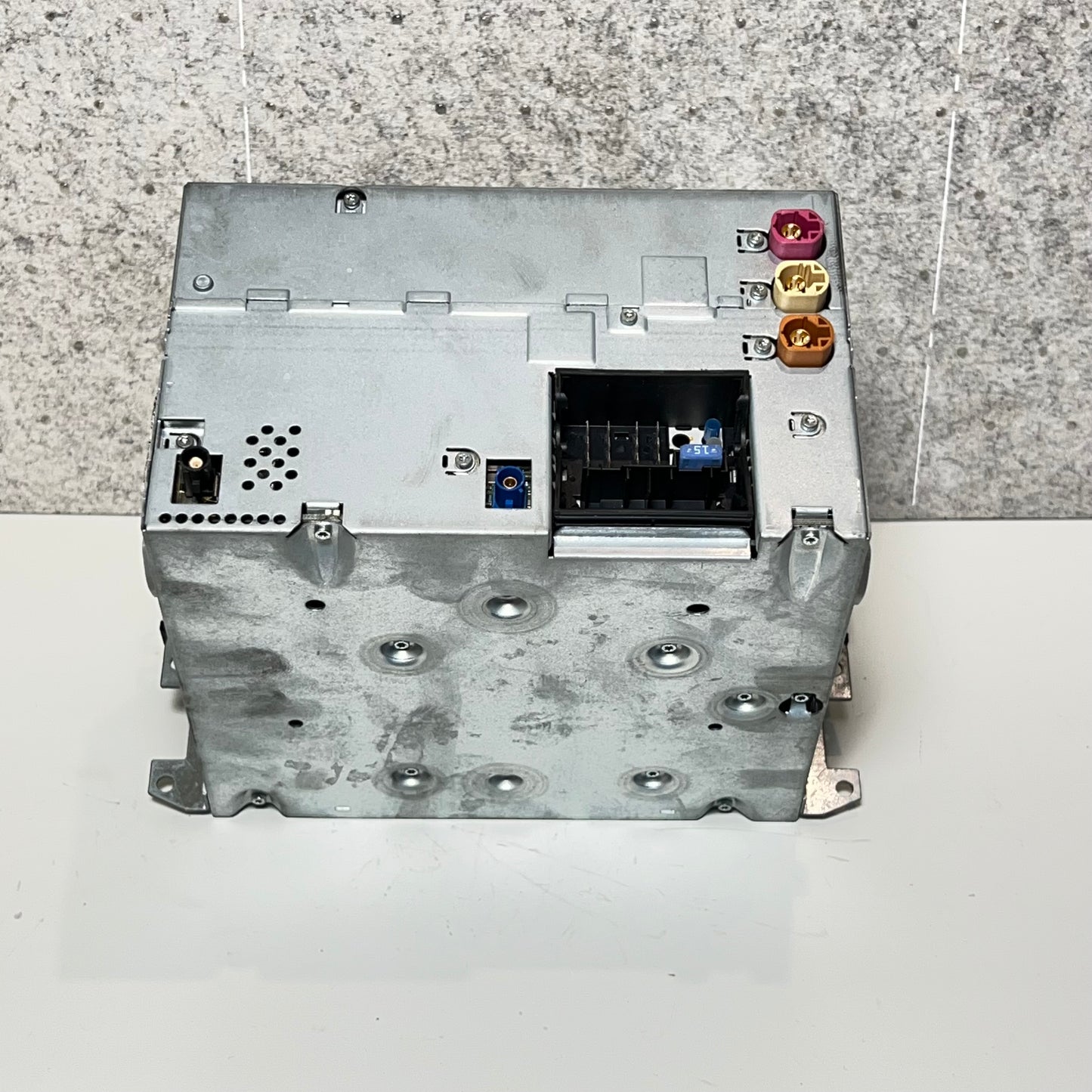 CIC Radio Bmw E90 / E91 / E92 / E93 art: 920282601