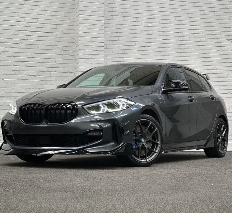 Performance Frontgrill för BMW F40 PRE-LCI (19-24), blank svart