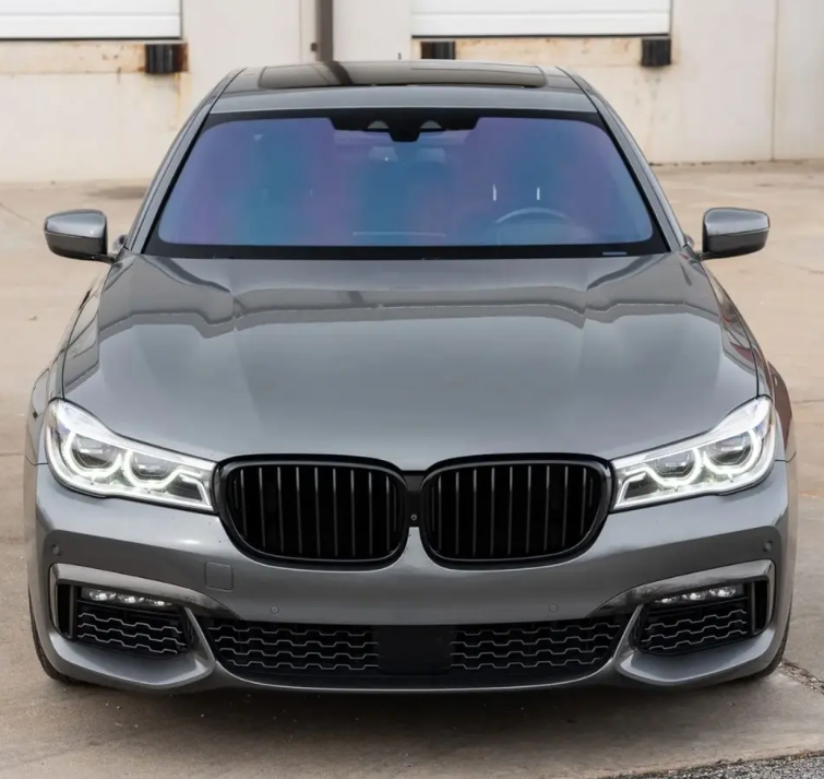 Njurar för BMW G11 / G12 (15-19), blank svart