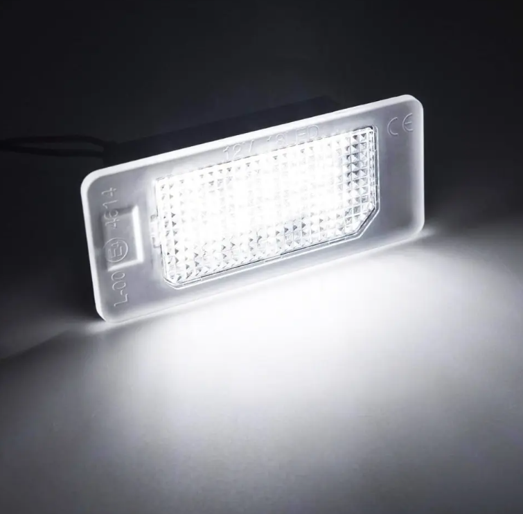 LED-nummerskyltsbelysning sats för Audi Q7 4M pre-facelift (15-19)