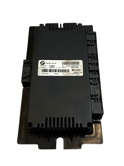 FRM (footwell module) E90/E91