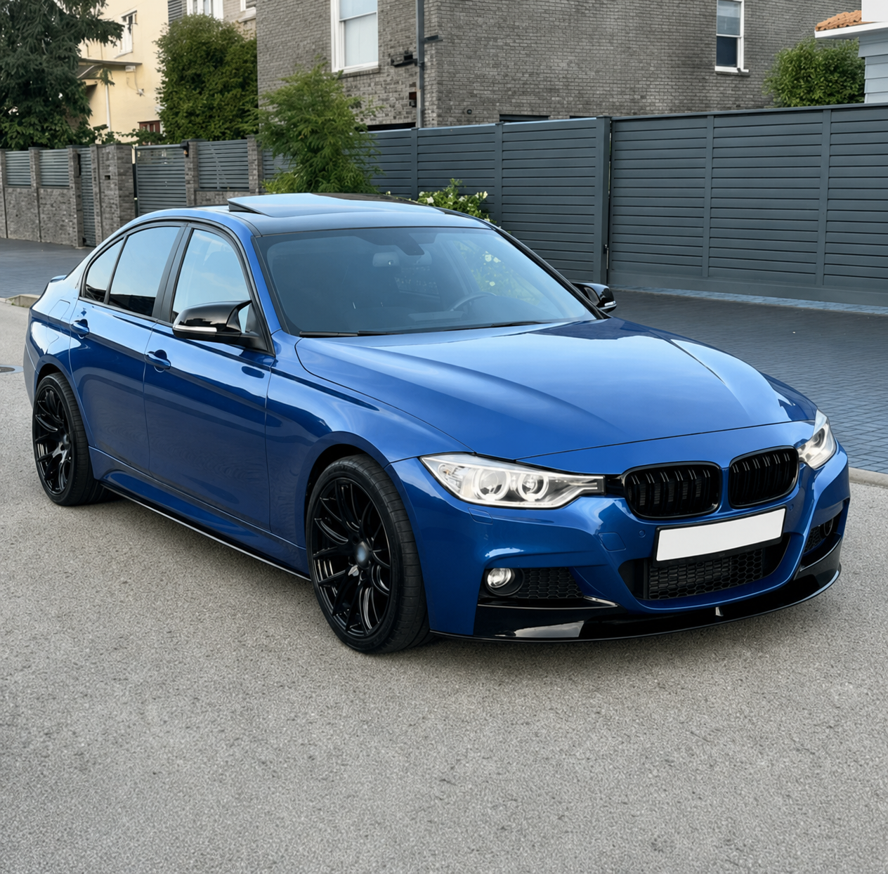Performance Kit för F30/F31 (335/340) M-Sport Blank svart (11-18)