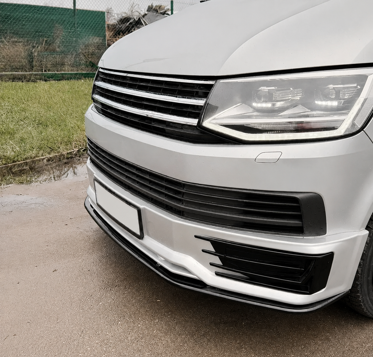 Front Nedre Spoiler för VW T6 (15-19) med Sportline lip, blank svart