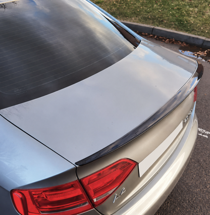 Vinge Audi A4 B8 Sedan Blank svart (08-15)