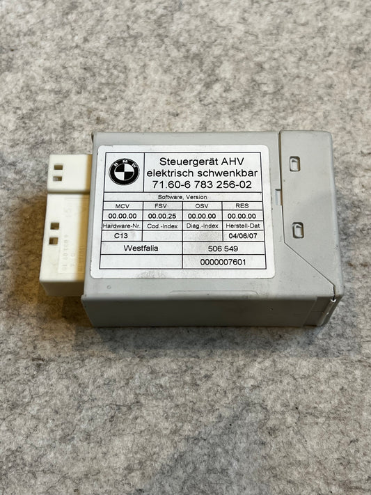 AVH (Dragkroks modul) art:7160678325602