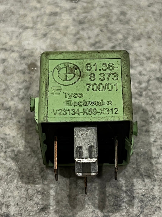 RG005 Relä (White green) BMW Art:6136837370001