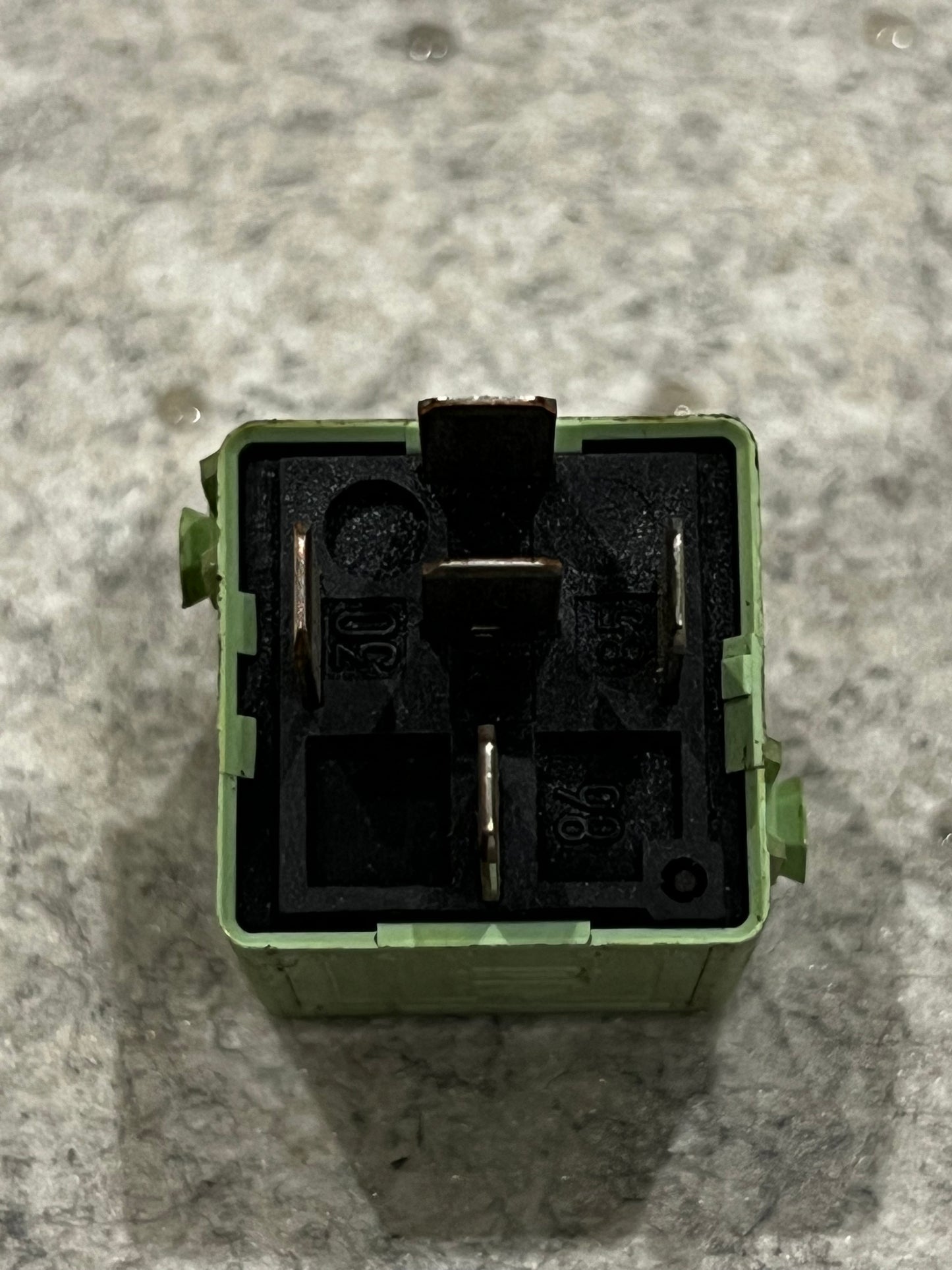 RG006 Relä (White green) BMW Art:61368373700