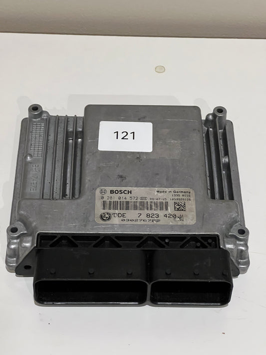 W0121 DDE (Motorstyrenhet) 320D/520D N47 art:7823420