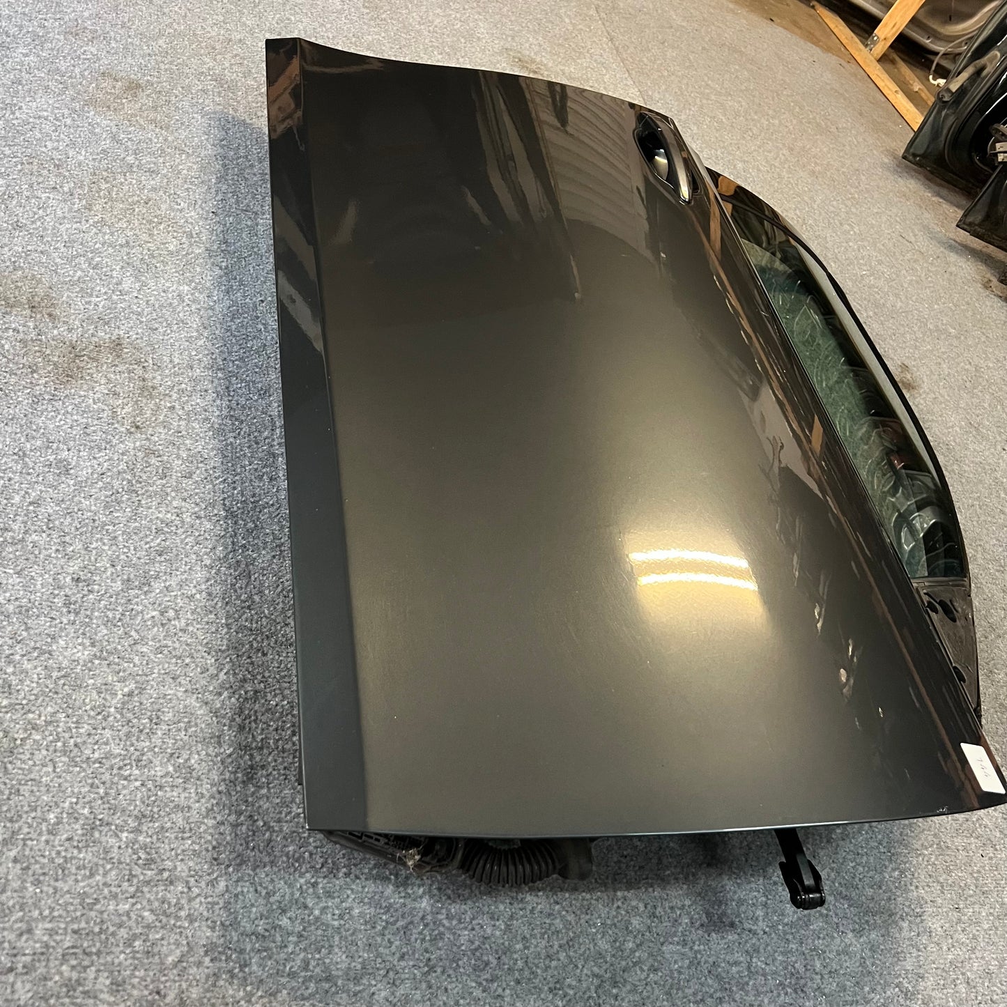 D0144 Dörr Höger Fram E60/E61 Färg: A68