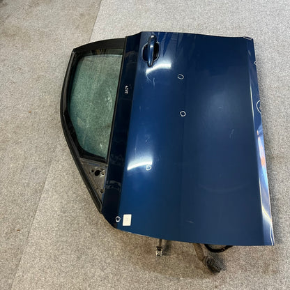 D0152 Dörr Vänster Fram E60/E61 Färg: A07