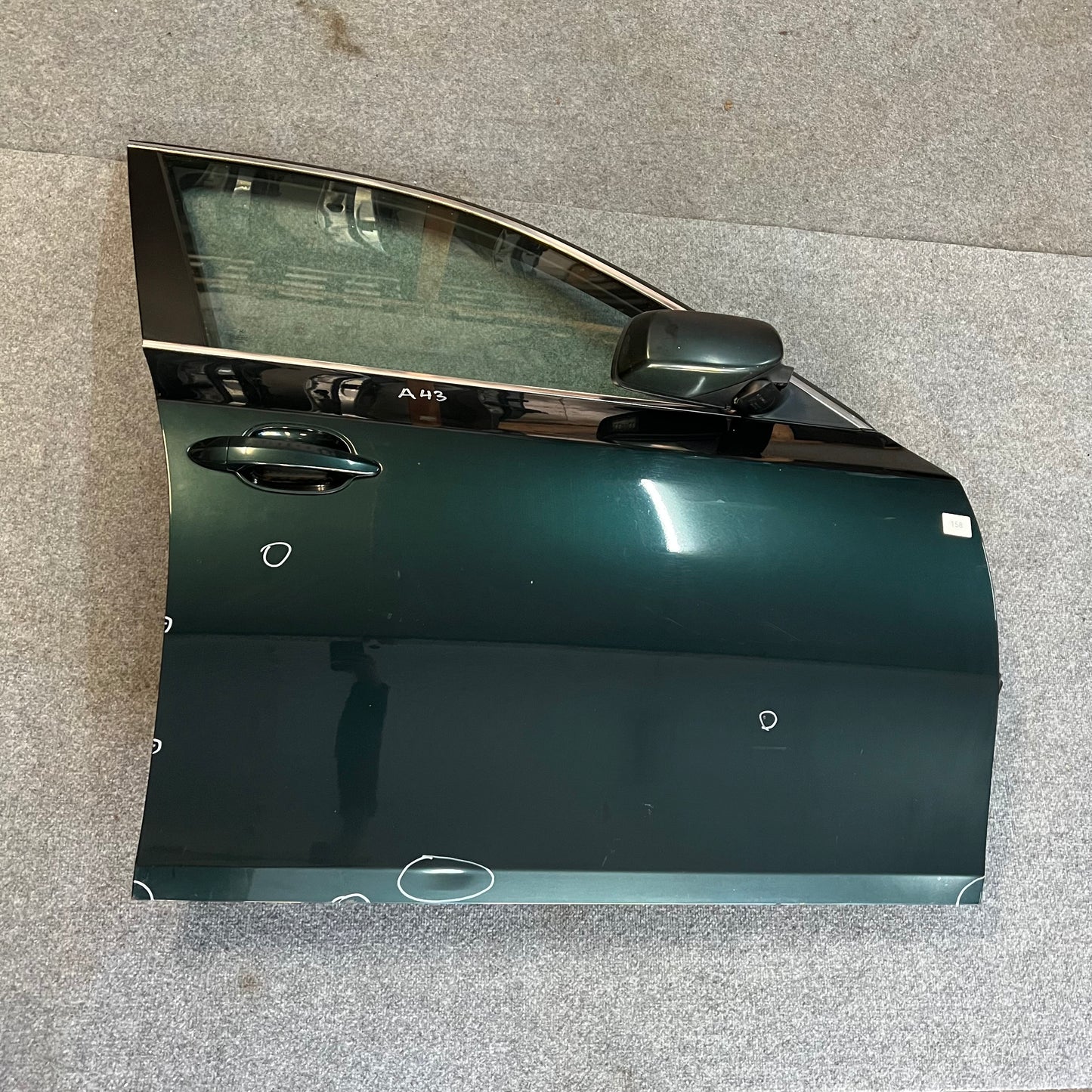 D0158 Dörr Höger Fram E60/E61 Färg: A43