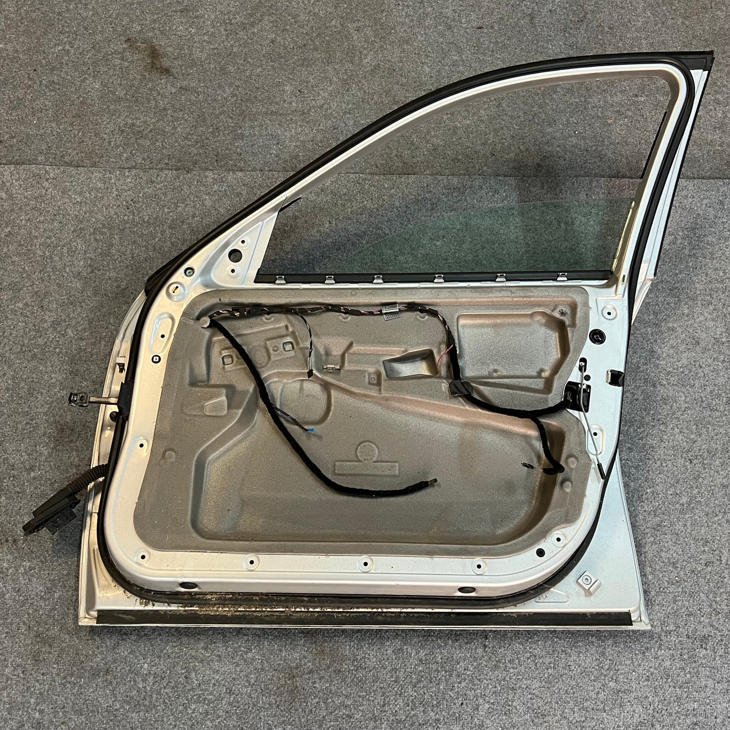 D0161 Dörr Höger Fram E60/E61 Färg: 354