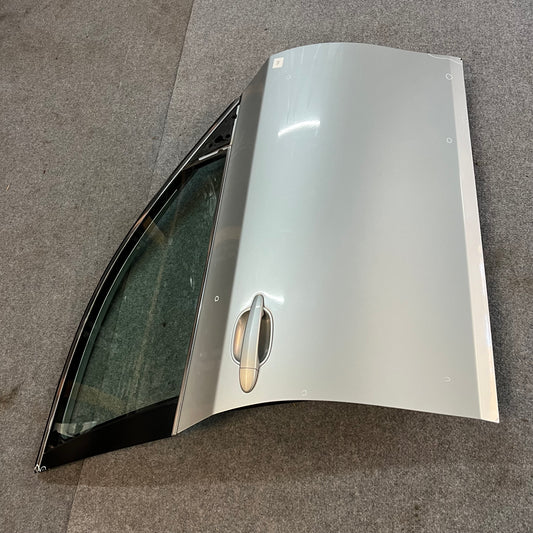 D0162 Dörr Höger Fram E60/E61 Färg: 354