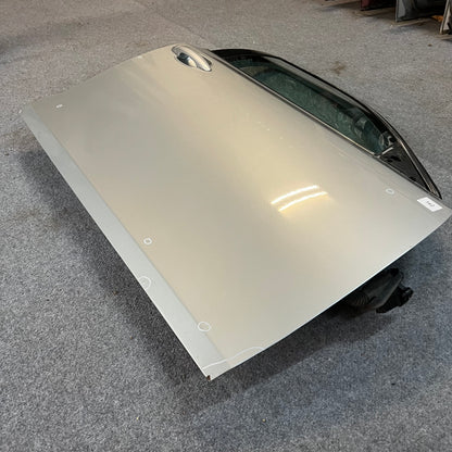 D0162 Dörr Höger Fram E60/E61 Färg: 354