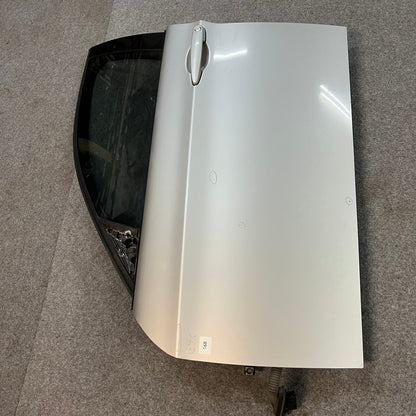 D0168 Dörr Vänster Fram E90/E91 Färg: 354