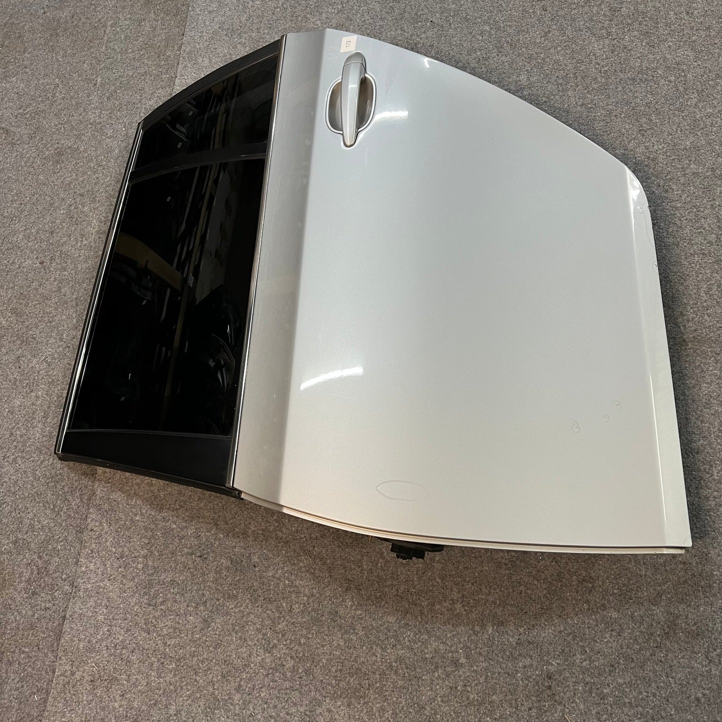 D0172 Dörr Vänster Bak E61 Färg: 354