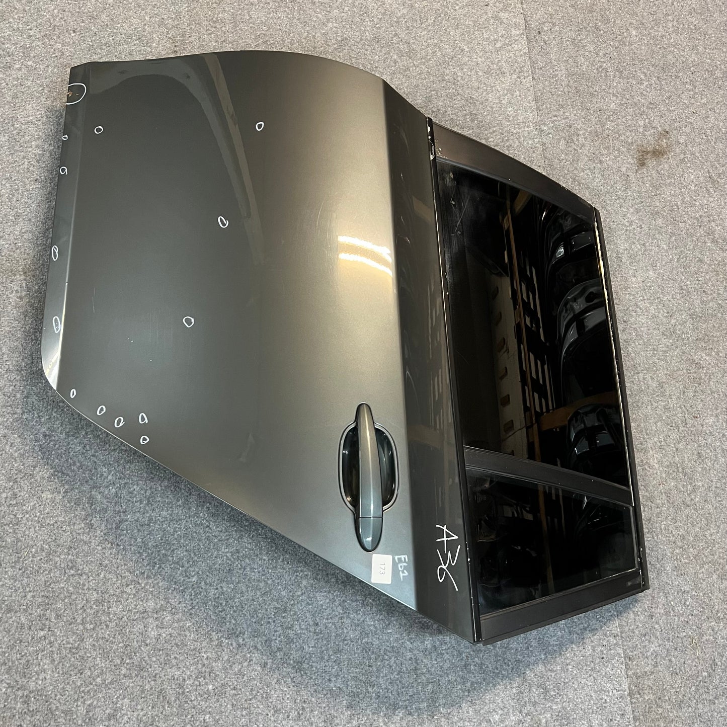 D0173 Dörr Vänster Bak E61 Färg: A36