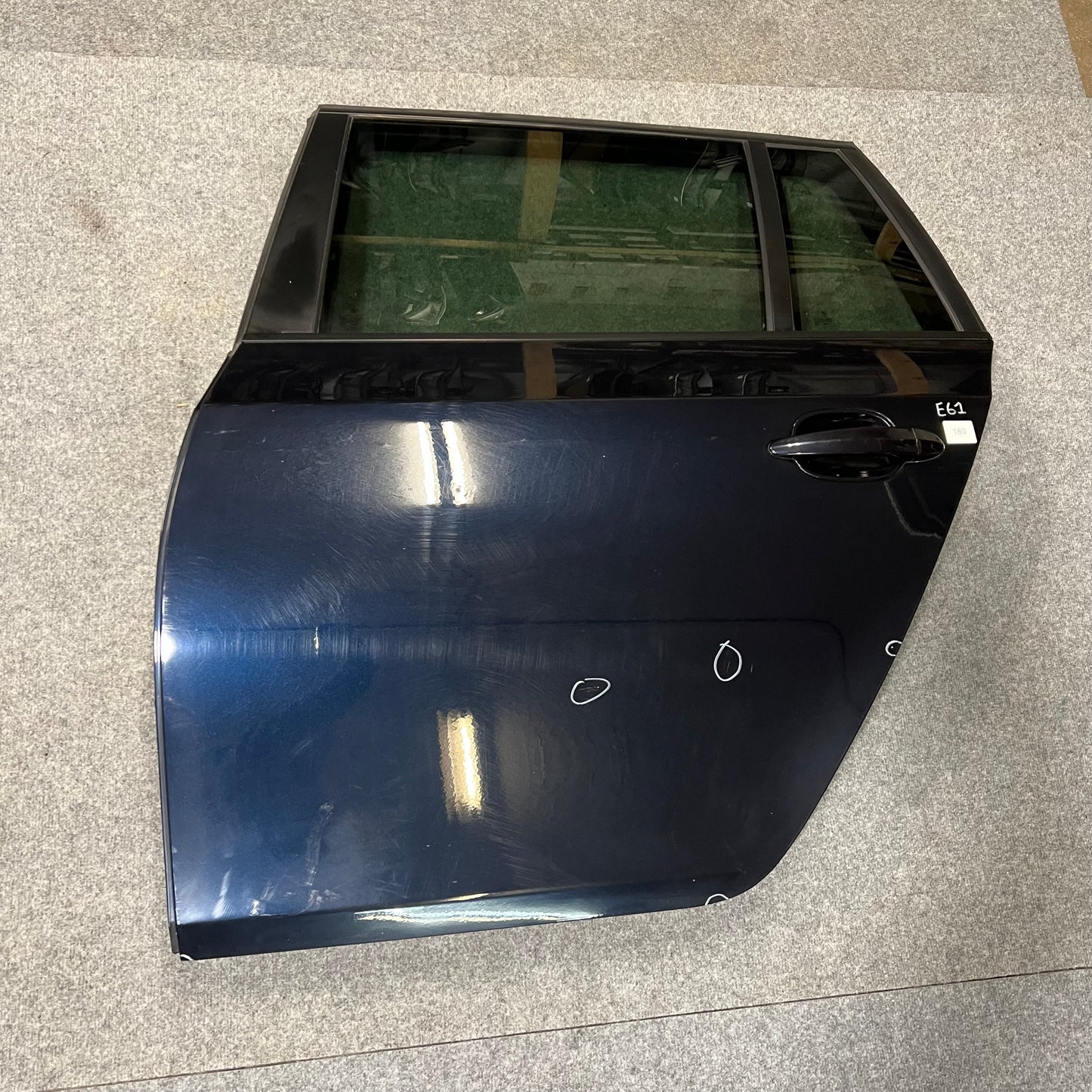 D0180 Dörr Vänster Bak E61 Färg: 416