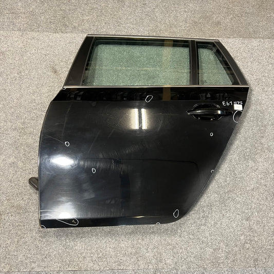 D0182 Dörr Vänster Bak E61 Färg: 475