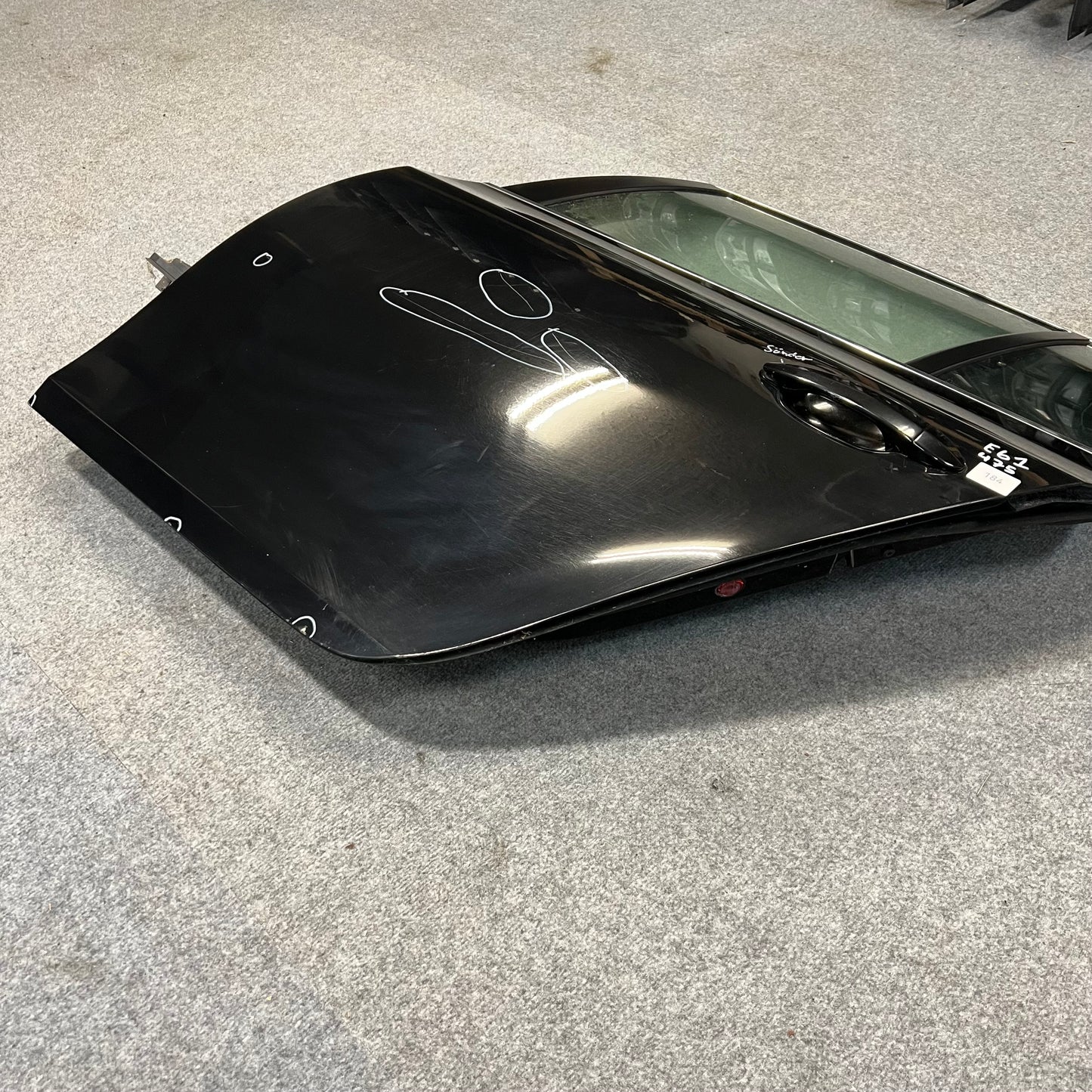 D0184 Dörr Vänster Bak E61 Färg: 475