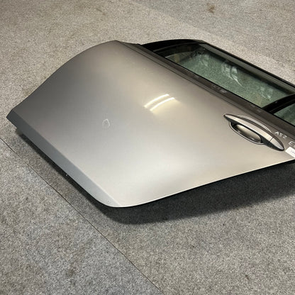 D0189 Dörr Vänster Bak E61 Färg: A52