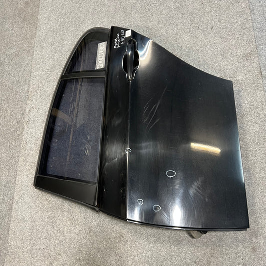 D0192 Dörr Vänster Bak E90 Färg: 668