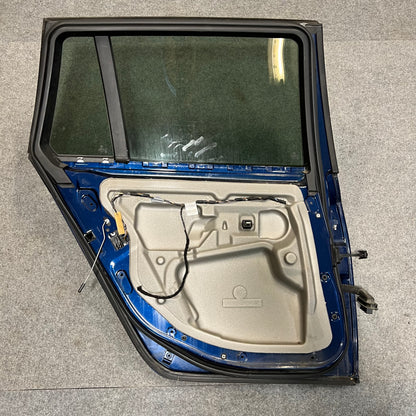 D0194 Dörr Vänster Bak E61 Färg: A07