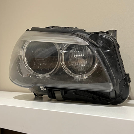 Framlykta höger kurvljus Bmw F10 / F11  LCI art: 741073602