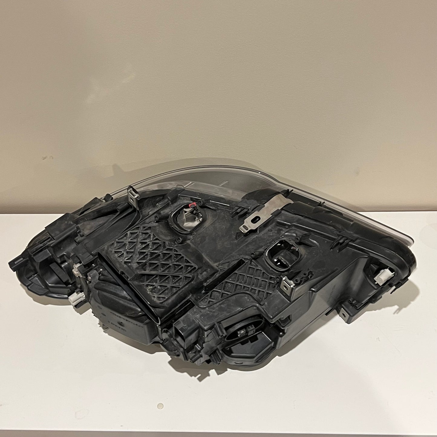 Framlykta höger kurvljus Bmw F10 / F11  LCI art: 741073602