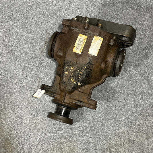 Diff / Bakväxel Bmw E60 / E61 M57 2.65 art: 754251401