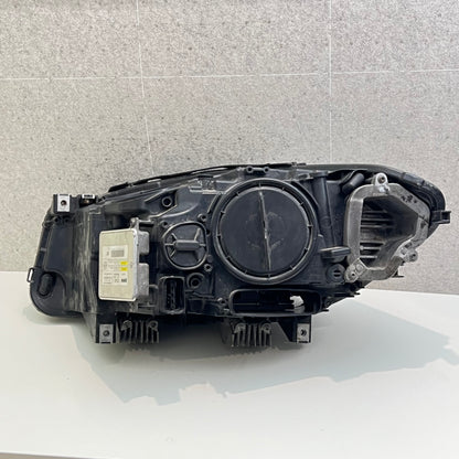 Framlykta höger Bmw F10 / F11 2010-2014 Pre Lci art: 720324615