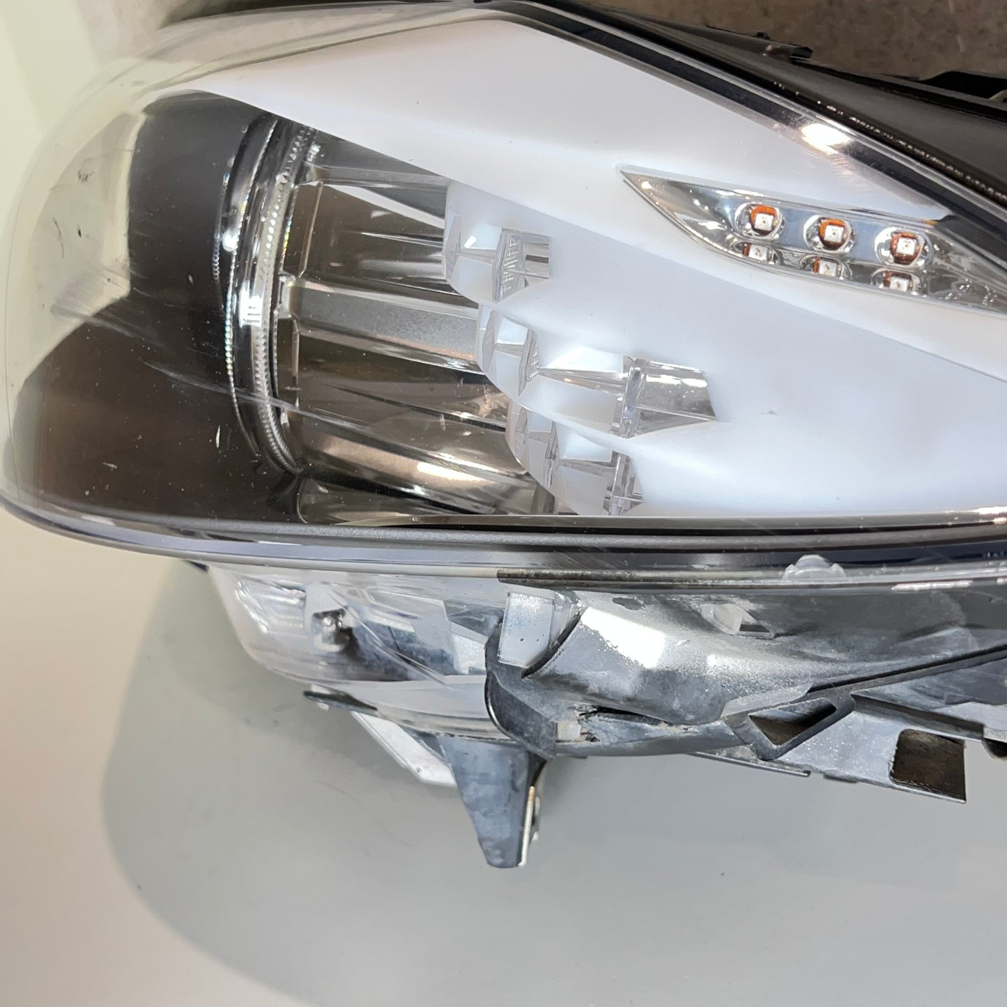 Framlykta vänster kurvljus Bmw F10 / F11 2010-2014 Pre Lci art: 727190708