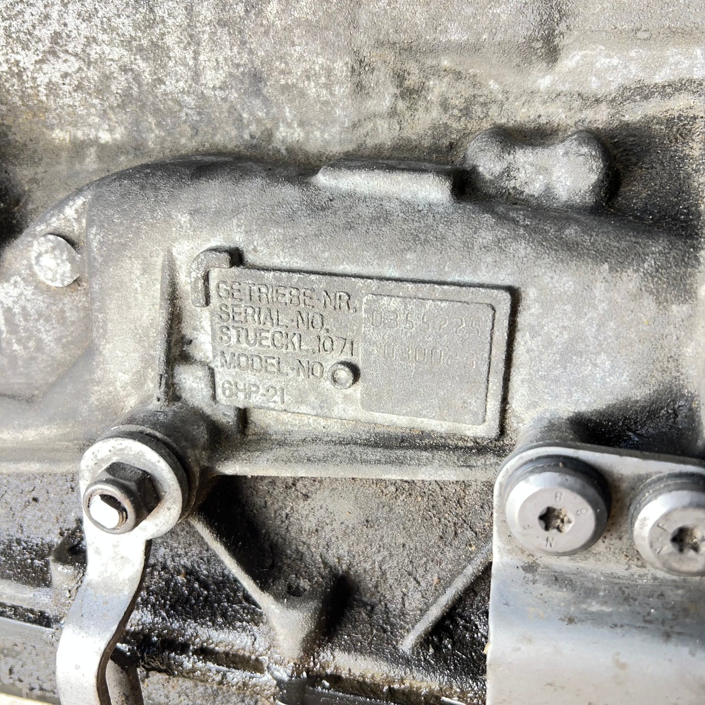 V0251 Växellåda Automatlåda Bmw E60 / E61 6hp21 N47 art: 1071030023