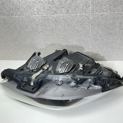 Framlykta höger Bmw F10 / F11 2010-2014 Pre Lci art: 720324621