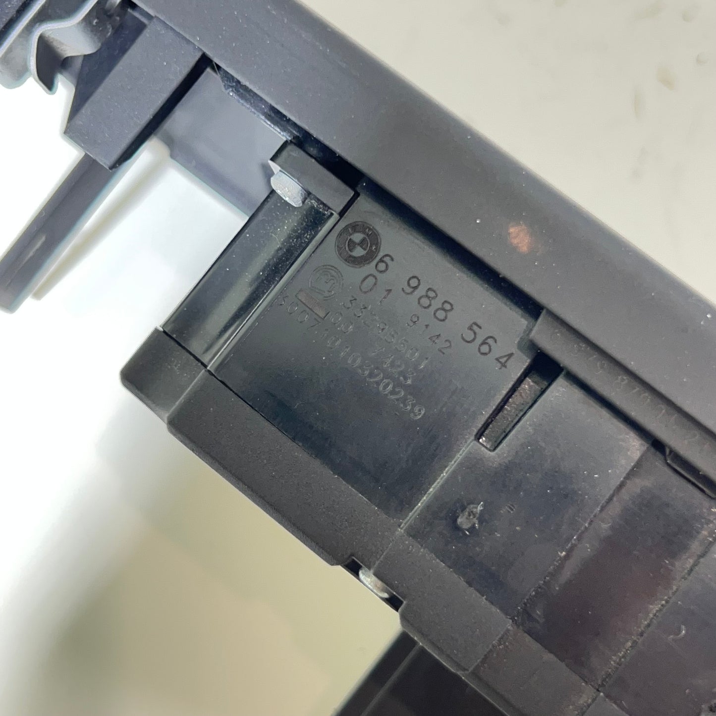 Ljusbrytare Bmw E60 / E61 art: 6988564