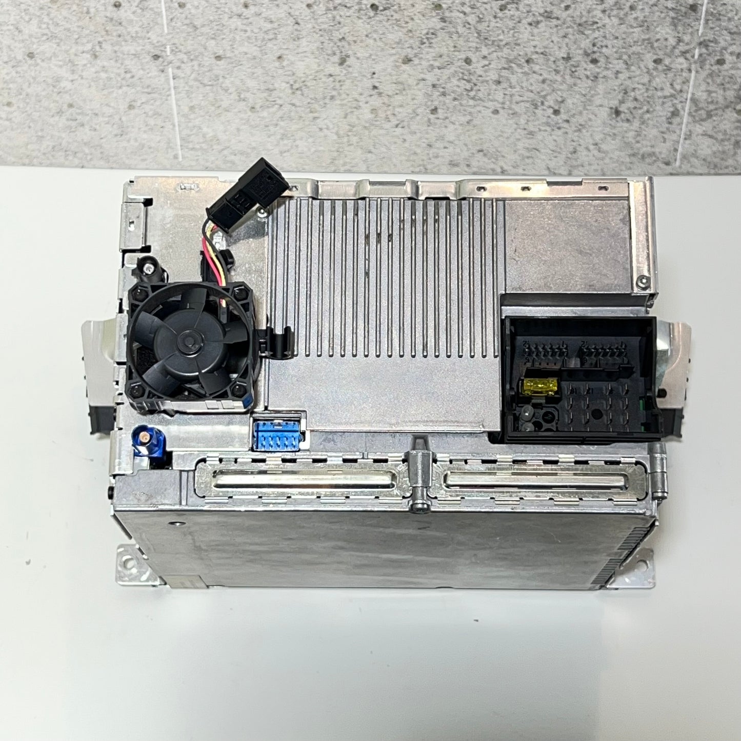 W0303 CCC Radio Bmw E90 / E91 / E92 / E93  art: 6583912309101
