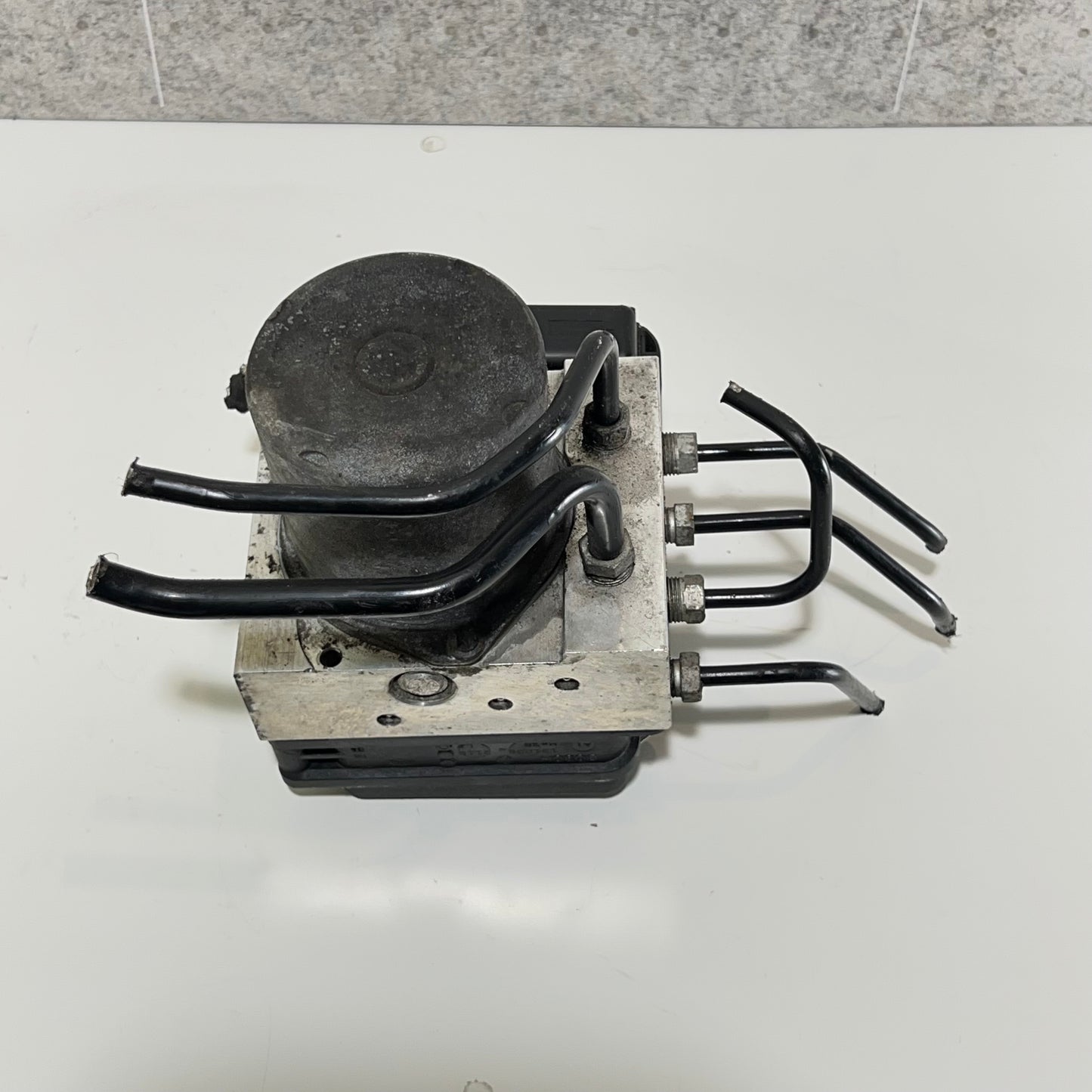 ABS pump/styrenhet Active Steering Bmw E60 / E61 2003-2010 art: 3451677780101