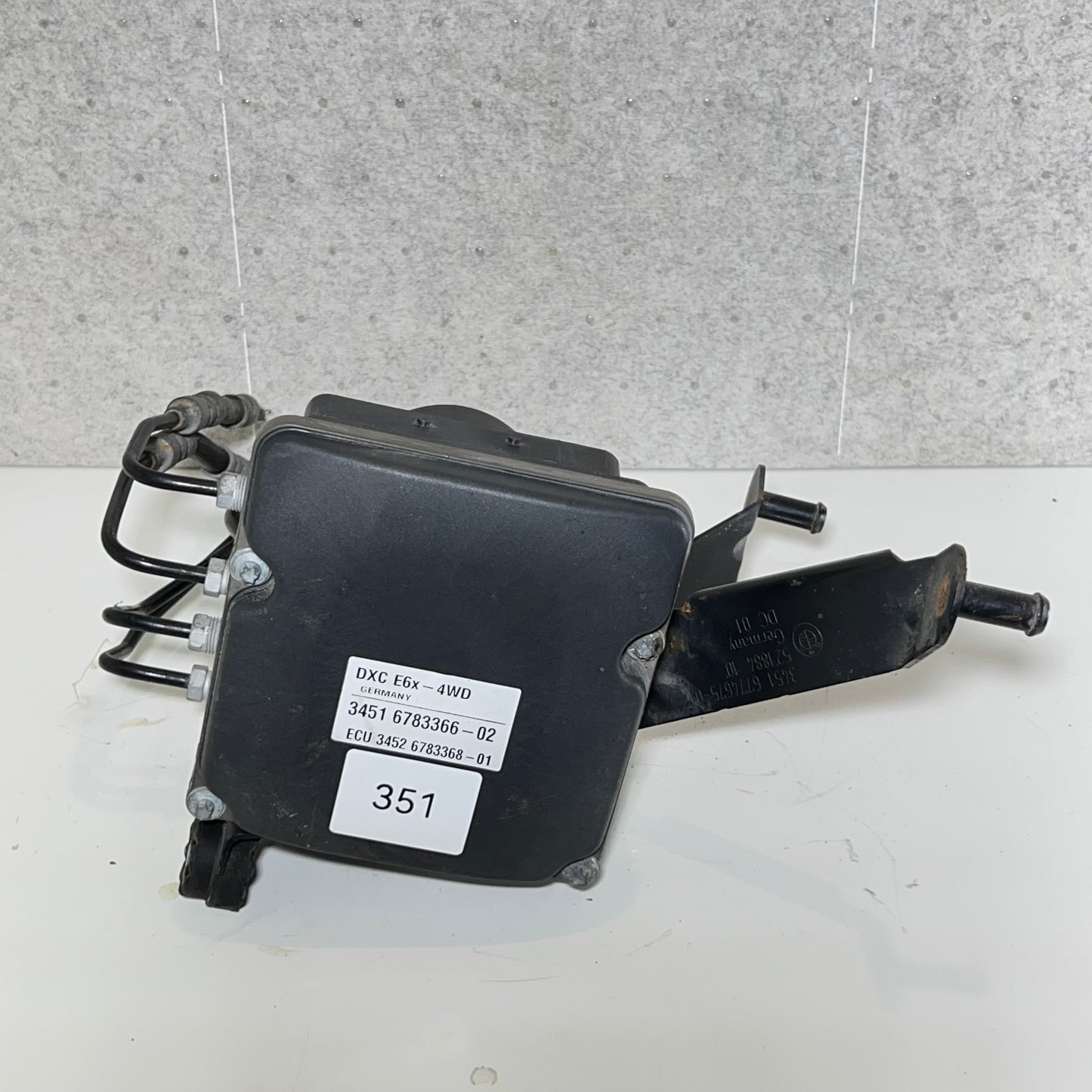 ABS pump/styrenhet Bmw X-DRIVE E60 / E61 2005-2010 art: 3451678336602