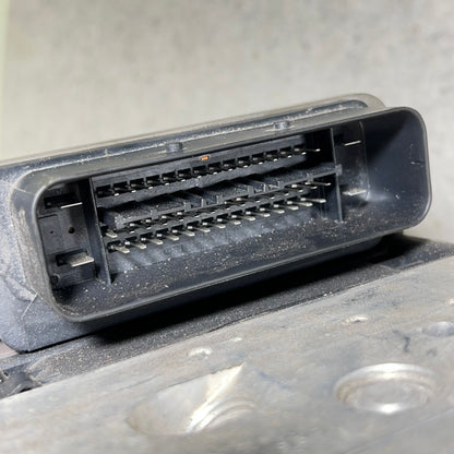 ABS pump/styrenhet Bmw X-DRIVE E60 / E61 2005-2010 art: 3451678336602