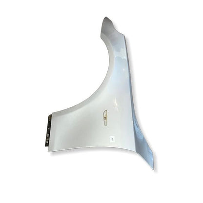 Framskärm Vänster Bmw E60 / E61 färgkod: 354 Titanium Silver Metallic