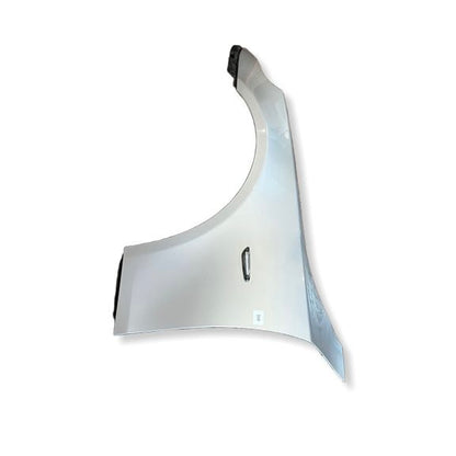 W0368 Framskärm Vänster Bmw E60 / E61 färgkod: 354 Titanium Silver Metallic