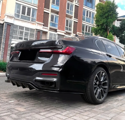 WR Diffuser för bakre stötfångare för BMW G11 / G12 LCI (19-22) med M-Pack, blank svart