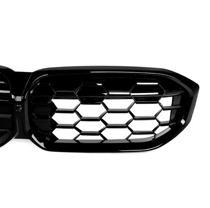 M340-stil Njurar för BMW G20 / G21 LCI (22-26), blank svart