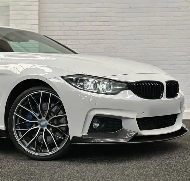Främre njurar för BMW F32 / F33 / F36 / F80 / F82, blank svart