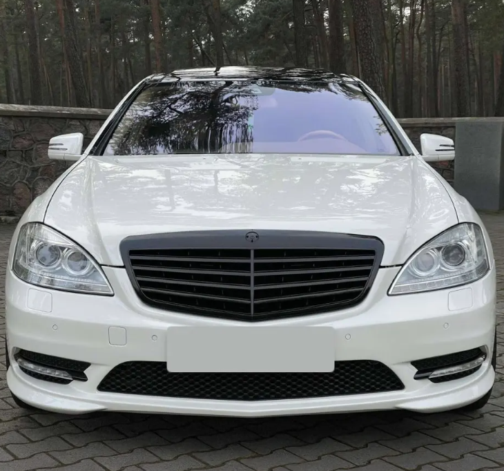 Frontgrill för Mercedes-Benz W221 (09-13) utan ACC, blank svart